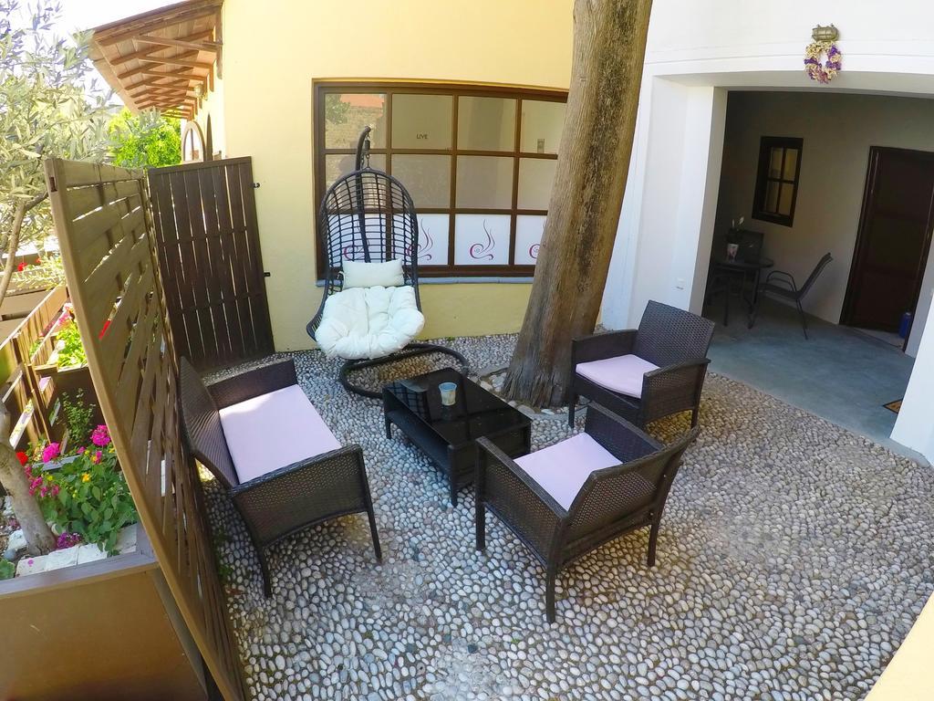 Mulberry Suites Rhodes City Екстериор снимка