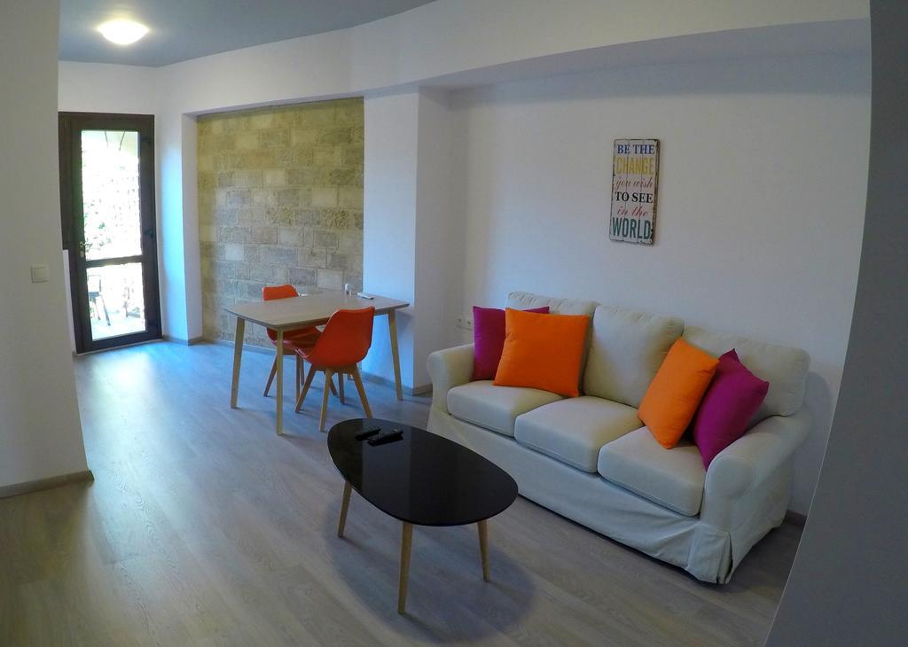 Mulberry Suites Rhodes City Екстериор снимка