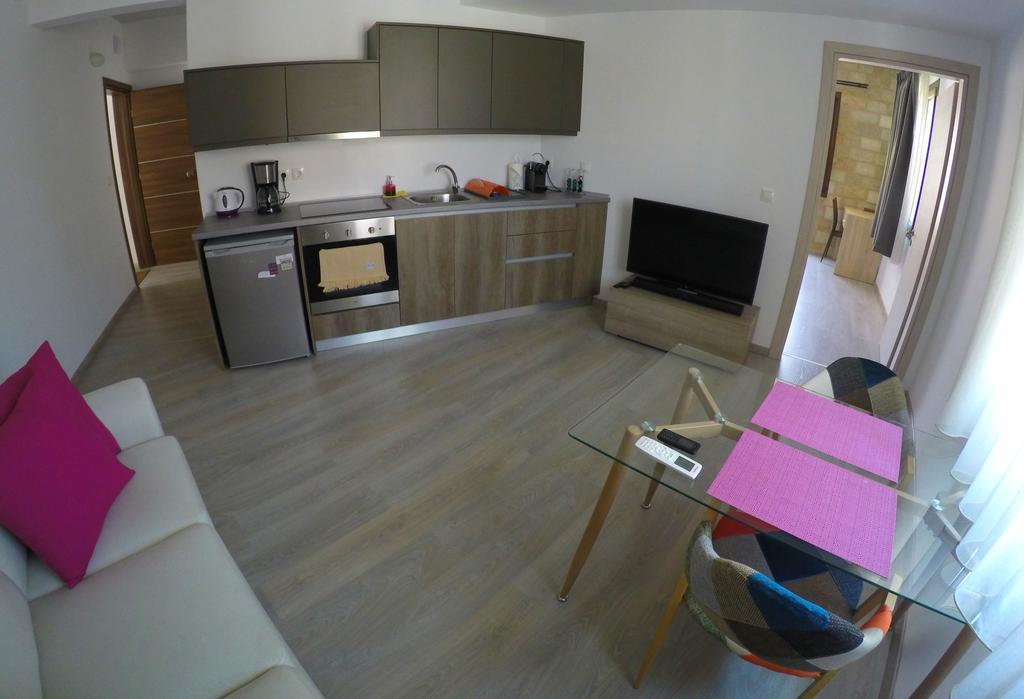 Mulberry Suites Rhodes City Екстериор снимка